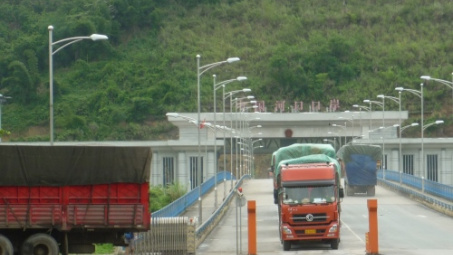 Cửa khẩu quốc tế Kim Thành, Lào Cai tạm ngừng hoạt động Cwin Đăng Ký + 1888k hàng hoá