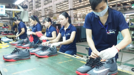 Cwin com sòng bạc trực tuyến da giày khởi đầu tích cực