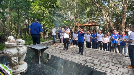 EPS nhiều hoạt động thiết thực hoạt động chào mừng Ngày giải phóng miền Nam thống nhất Link vào Cwin Cá Cược Thể Thao 2026