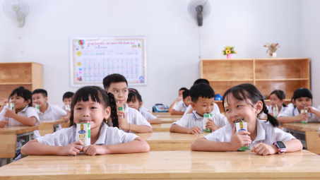 EVNGENCO3: Tài trợ 01 tỷ đồng “sữa học đường” cho học sinh Tiểu học