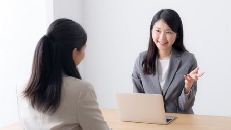 Phí bảo hiểm trong hợp đồng bảo hiểm tài sản: Thực trạng quy định của Cwin50 tỷ lệ cược cao và các kiến nghị hoàn thiện