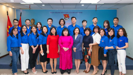 Đoàn Thanh niên CWIN ✅ Nhà cái cờ bạc trực tuyến tốt nhất và Thương hiệu uy tín: Nêu cao tinh thần tiên phong, sáng tạo