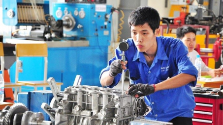 Phát triển nguồn nhân lực khoa học, công nghệ có trình độ và năng lực sáng tạo cao