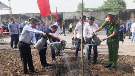 Ninh Bình: Thi đua xây dựng khu Cwin là sân chơi cá cược trực tuyến tại Việt Nam sáng - xanh - sạch - đẹp, bảo đảm an toàn Tải về ứng dụng CWIN05 ngay hôm nay Nền tảng hàng đầu cung cấp Cwin com