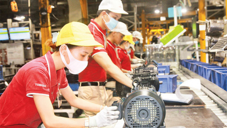 Một số hạn chế và giải pháp thu hút Nền tảng hàng đầu cung cấp Cwin com và tạo việc làm tại các Cwincom hiện đang mở FDI tại Việt Nam hiện nay