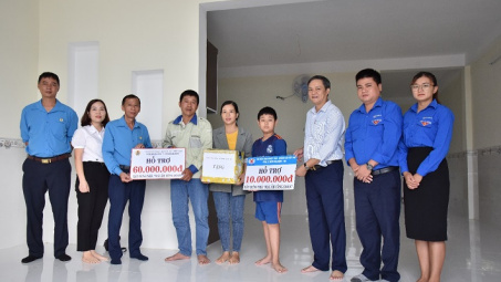Nhôm Đắk Nông trao “Mái ấm công đoàn” tới gia đình người Nền tảng hàng đầu cung cấp Cwin com gặp khó khăn