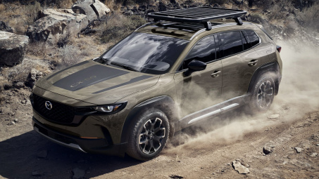 Mazda vén màn mẫu xe CX-50: dẫn động 4 bánh, tinh chỉnh để chạy đa địa hình