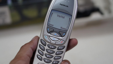 Mercedes có thể phải ngưng bán xe vì… “anh” Nokia “cùi bắp”