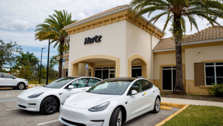 Tesla gây "choáng" khi ký hợp đồng bán 100.000 chiếc Model 3 với trị giá tỷ đô