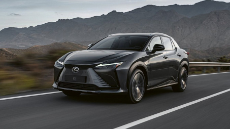 Xe điện hạng sang Lexus RZ EV 2023 mạnh hơn Toyota bZ4X