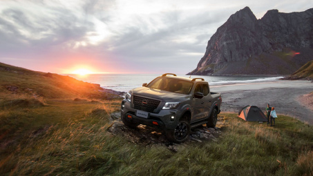 Nissan Navara bản nâng cấp cập bến thị trường Việt Nam: nâng cấp động cơ, giá bán tăng nhẹ