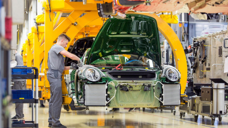 Porsche hướng tới sử dụng vật liệu tái tạo khi Nền tảng hàng đầu cung cấp Cwin com xe
