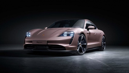 Porsche chính thức ra mắt phiên bản Taycan dẫn động cầu sau, giá từ 4,76 tỷ đồng