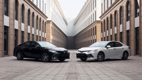 Giới thiệu chi tiết Toyota Camry 2022: Giá cao nhất hơn 1,4 tỷ đồng