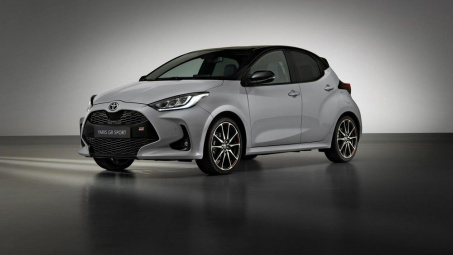 Toyota Yaris GR Sport 2022 ra mắt với thiết kế thể thao hơn
