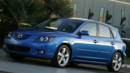 Hơn 260.000 xe Mazda3 bị triệu hồi do lỗi liên quan đến logo trên vô lăng