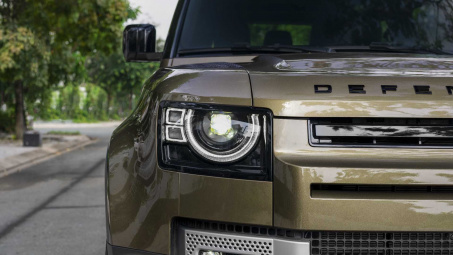 Land Rover Defender 90 sắp cập bến thị trường Việt Nam, giá từ 3,935 tỷ đồng