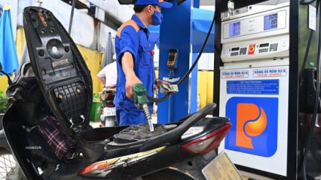Điều chỉnh thuế bảo vệ môi trường đối với xăng, dầu, mỡ nhờn xuống mức sàn trong khung thuế đến hết 31/12/2022