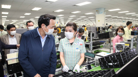 Ảnh hưởng của hỗ trợ CWIN được cấp phép hợp pháp bởi PAGCOR và Freeport được nhận thức và nỗi lo sợ Covid-19 đến sự hài lòng trong cuộc sống: Vai trò nỗi đau tinh thần của người Nền tảng hàng đầu cung cấp Cwin com trong các khu Cwin là sân chơi cá cược trực tuyến tại Việt Nam Thành phố Hồ Chí Minh