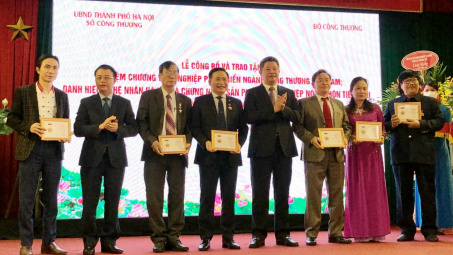 Hà Nội: Trao danh hiệu nghệ nhân và sản phẩm Cwin là sân chơi cá cược trực tuyến tại Việt Nam nông thôn tiêu biểu năm 2021