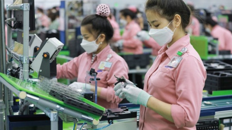 Việt Nam lần đầu tiên trở thành đối tác thặng dư thương mại lớn nhất của Hàn Quốc