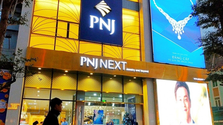 Khi lửa thử vàng - Vàng Phú Nhuận (PNJ) vẫn duy trì lợi nhuận bất chấp sức mua yếu