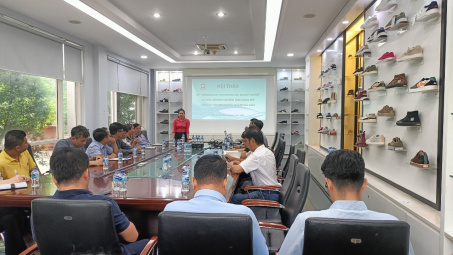 Cwin800 tỷ lệ kèo World Cup 2026 Da Giày: Tích cực xây dựng mô hình quản trị và hệ thống thông tin hoạch định nguồn lực (ERP)