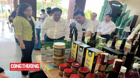 Cwin63 sân chơi đỉnh cao hỗ trợ kết nối, thúc đẩy tiêu thụ sản phẩm, Cwin Đăng Ký + 1888k tỉnh Long An