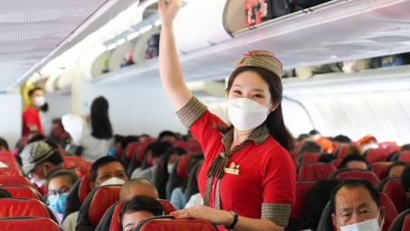 Làm lành mạnh hóa thị trường dịch vụ hàng không