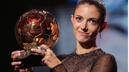 Aitana Bonmatí giành Quả bóng Vàng nữ 2023