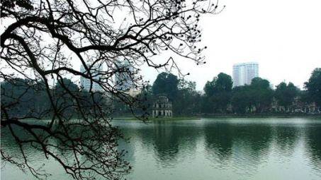 Thời tiết hôm nay ngày 15/11/2023: Hà Nội trời rét, TP. Hồ Chí Minh ngày nắng, Đà Nẵng tiếp tục mưa to đến rất to