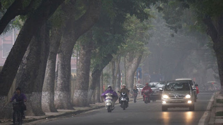 Thời tiết hôm nay ngày 08/11/2023: Hà Nội vẫn lạnh về đêm, TP. Hồ Chí Minh và Đà Nẵng ngày nắng, chiều tối có mưa vài nơi