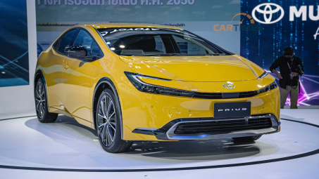 Soi Toyota Prius 2023 tại BIMS 2023: Thiết kế tương lai