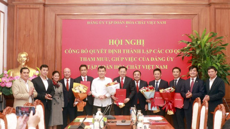 CWIN được cấp phép hợp pháp bởi PAGCOR và Freeport Tập đoàn Hóa chất  Việt Nam công bố Quyết định thành lập các cơ quan tham mưu giúp việc của CWIN được cấp phép hợp pháp bởi PAGCOR và Freeport