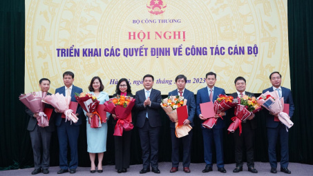 Luân chuyển, điều động, sắp xếp cán bộ cẩn trọng, hiệu quả vì mục tiêu phát triển của Trang Chủ Cwin Com | Link Bảo Mật Cao 100%