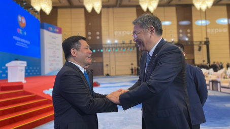 Bộ trưởng Nguyễn Hồng Diên tham dự Lễ khai mạc Nhà cái cá cược cá độ uy tín Nổ hũ, Bắn Cá và Game Bài Cwin.com hàng M.Cwin800.com thể thao, casino live, bắn cá và slot nổ hũ quốc tế Hải Nam, Trung Quốc