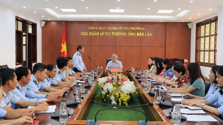 Đoàn công tác Vì sự tiến bộ của phụ nữ Cwin63 sân chơi đỉnh cao làm việc với Cục QLTT tỉnh Đắk Lắk