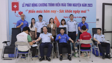 Quản lý thị trường đóng góp thêm 41.300ml máu vào quỹ máu quốc gia