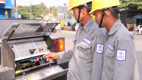 Tổng công ty Điện lực miền Nam chuyển mình thành Cwincom hiện đang mở số