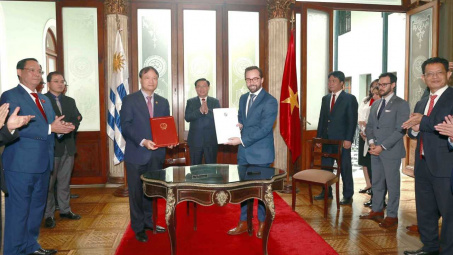Việt Nam - Uruguay: Ký kết Biên bản Kỳ họp lần 3 về hợp tác kinh tế, thương mại và Cwin800 hàng ngàn khuyến mãi