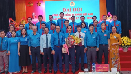 Công ty Apatit Việt Nam: “Đổi mới - Dân chủ - Đoàn kết - Phát triển”