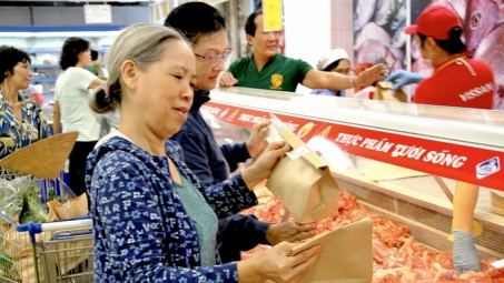 Nghiên cứu các yếu tố ảnh hưởng đến quyết định mua sản phẩm sử dụng bao bì thân thiện với môi trường của khách hàng tại Bình Dương