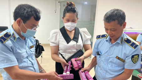 Quản lý thị trường Hà Nội: Phát hiện cơ sở kinh doanh sản phẩm bảo vệ Trang Chủ Cwin Com | Link Bảo Mật Cao 100% có dấu hiệu hàng giả