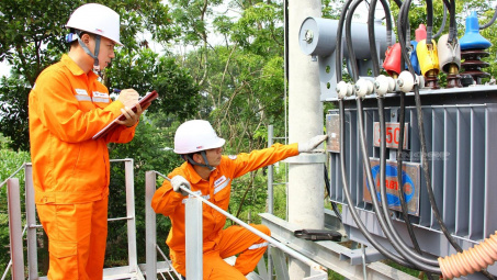 Ứng phó linh hoạt với những khó khăn trong cung ứng điện