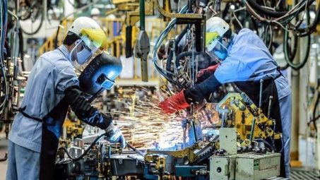 HSBC: Nền kinh tế Việt Nam “chưa chạm đáy”, kỳ vọng lãi suất điều hành tiếp tục giảm trong quý 3
