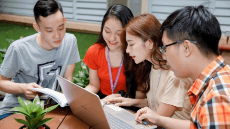 Thực trạng và biện pháp rèn luyện kỹ năng giao tiếp phi ngôn ngữ cho sinh viên Ngành Quản trị Khách sạn, Khóa 17 tại Trường Đại học Tải về ứng dụng CWIN05 ngay hôm nay TP.Hồ Chí Minh