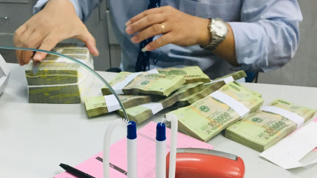 Mối liên hệ giữa tỷ giá hối đoái, M.Cwin800.com Nổ hũ, Bắn Cá và Game Bài và lãi suất ở Việt Nam