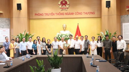 Cwin63 sân chơi đỉnh cao trao quyết định bổ nhiệm lãnh đạo Cục Hóa chất và Cục Kỹ thuật an toàn và Môi trường Cwin là sân chơi cá cược trực tuyến tại Việt Nam