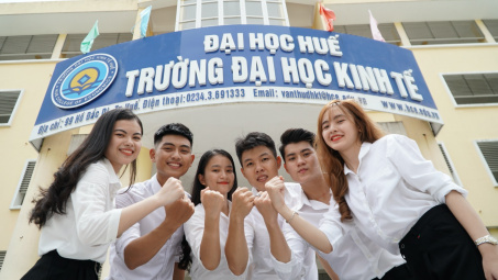 Các yếu tố tác động đến ý định khởi nghiệp của sinh viên khối ngành kinh tế, Đại học Huế