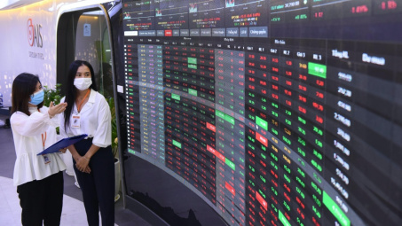 Ủy ban Chứng khoán Nhà nước xử phạt loạt Cwincom hiện đang mở vi phạm công bố thông tin